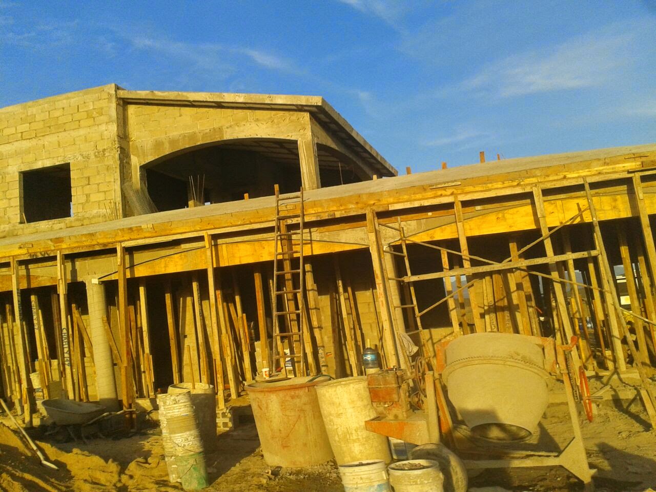 MOLDURAS Y ACABADOS EN YESO: Trabajo elaborado en cerritos, techos de