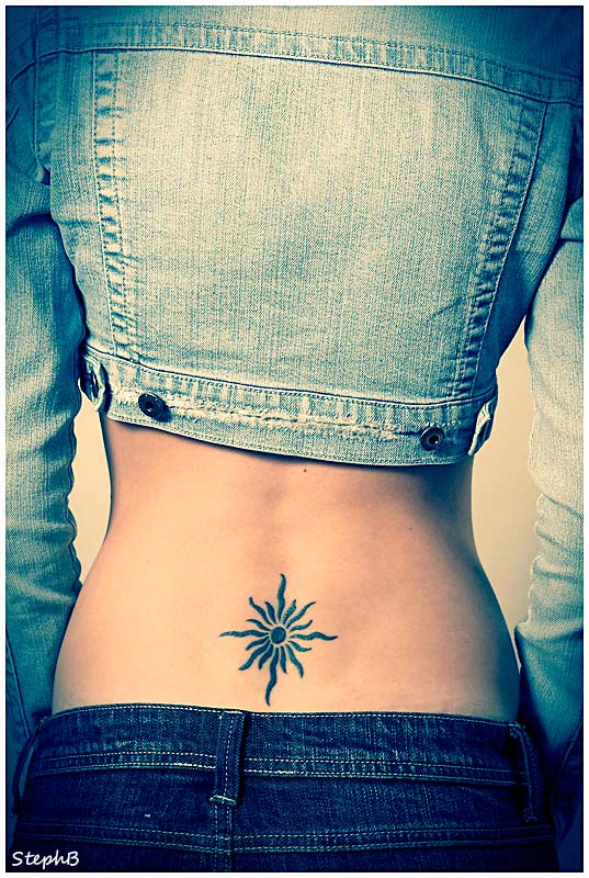 Tatouage Bas du Dos Femmes 10 Modèles Sensuels et Très Attirants