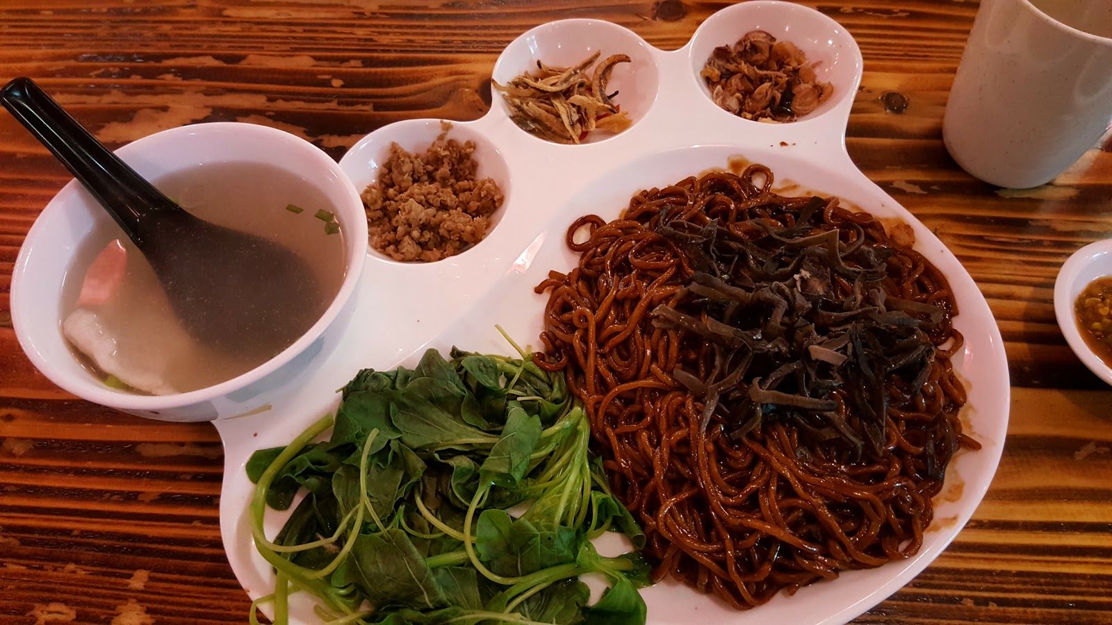 absolutely !!! Go Noodle House