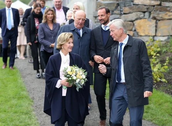 King Harald, Crown Prince Haakon, Crown Princess Mette-Marit and Princess Märtha Louise attended the opening ceremony