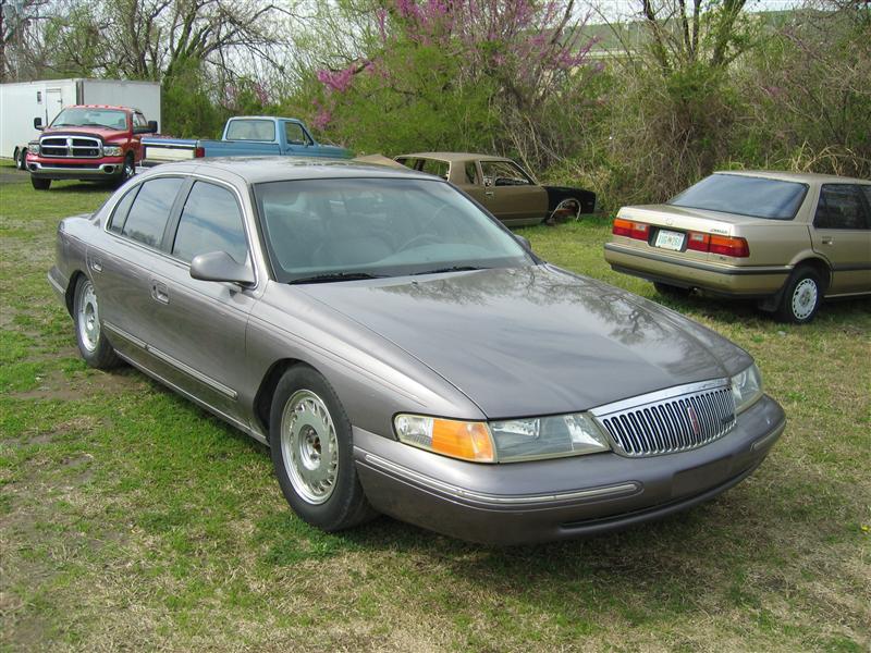 Линкольн Континенталь 2001