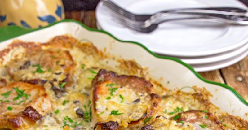 Pork Chops & Scalloped Potatoes Casserole #Recipe - My Favorite Recipes