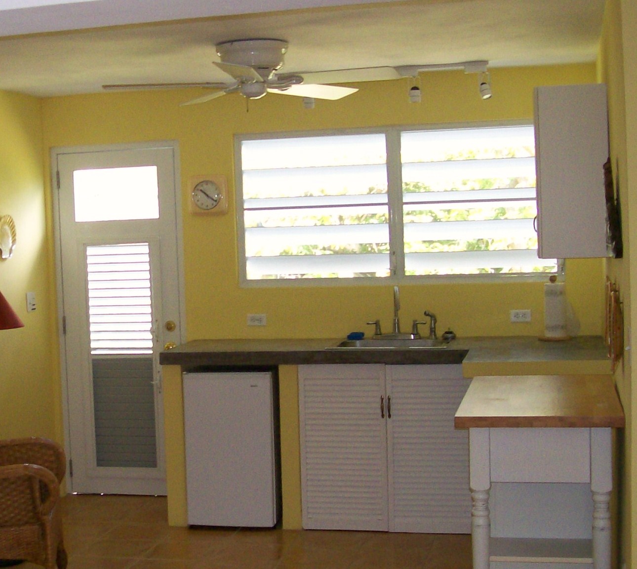 Setiap Detik Ade Dan Duka Deco Dapur Simple Ni Kire Bertuah La Masuk Rumah Sewa Ade Kibenet Haha Tapi Kalau Memang Kosong Tak Dapet Nak Tolong Hias Macamana Dapur Engkome Tuu Cik