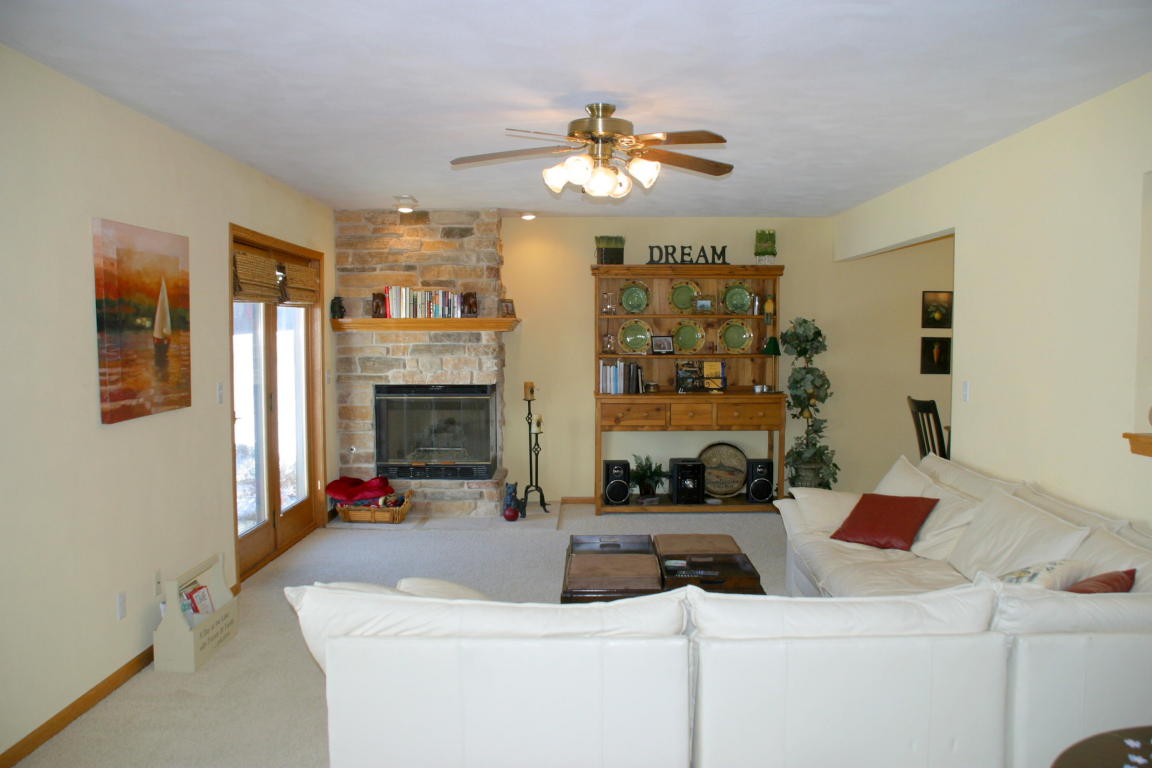 Delavan Lake Condo Offers Space and Boat Slip