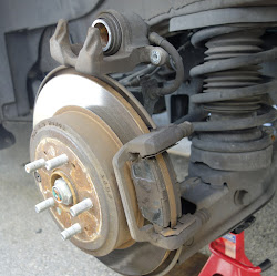 brake pads honda rear ridgeline brakes front change rotors caliper pad shoe much experiences slide truck right bolts