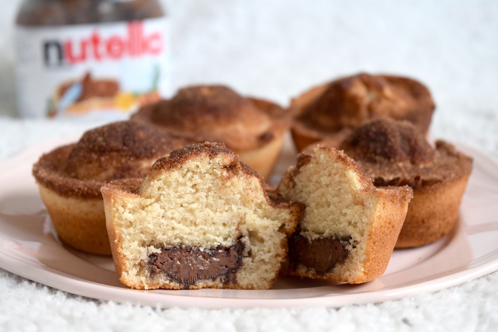 Nutella Stuffed Cinnamon Sugar Muffins