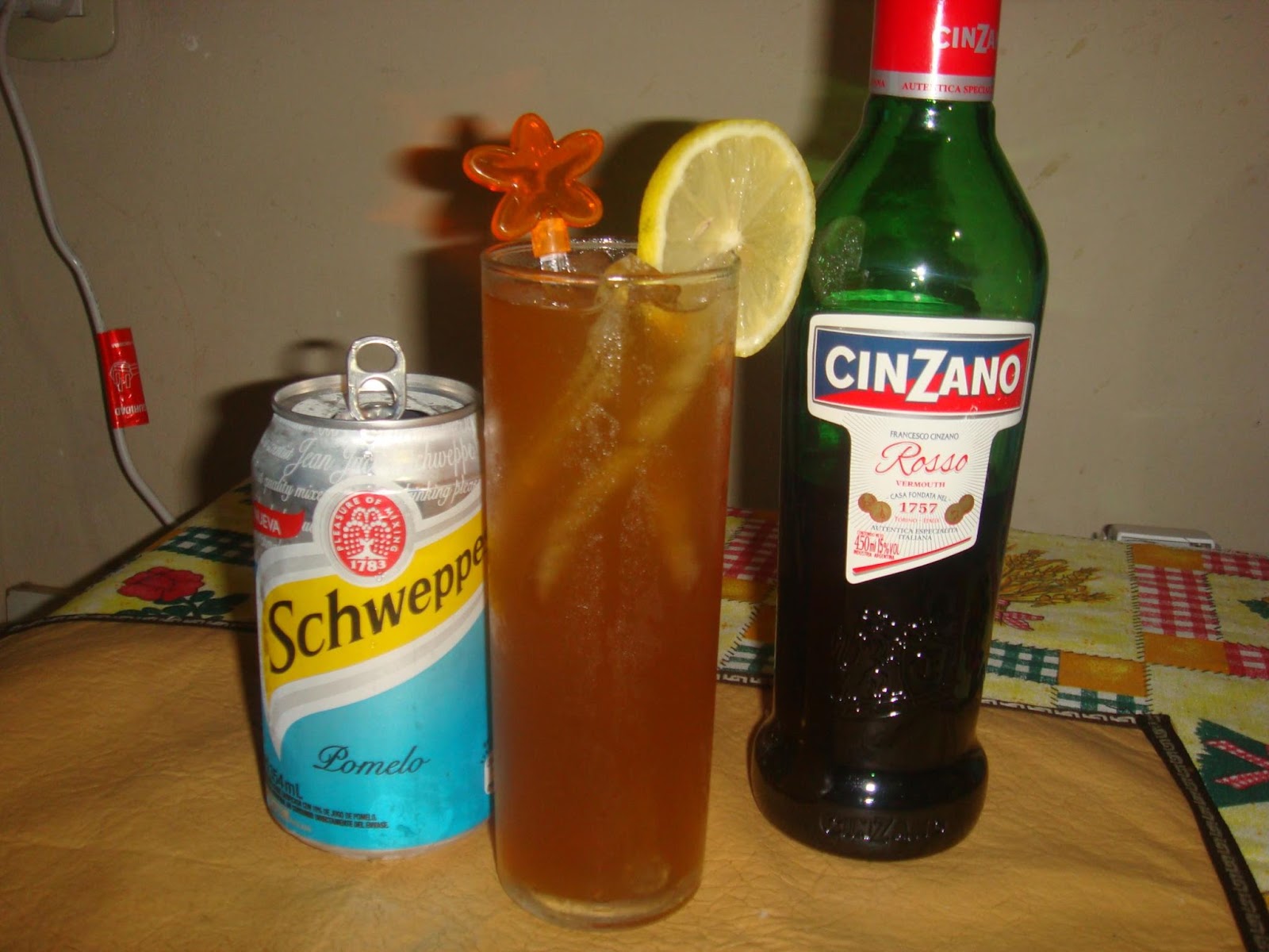 Corredor Mortal enchufe RECETAS Y ALGO MAS: CINZANO CON POMELO