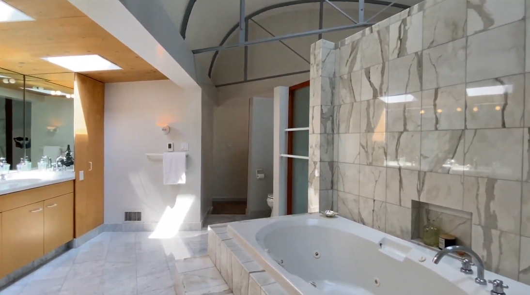 27 Interior Design Photos vs. 507 Sausalito Blvd, Sausalito, CA Luxury Home Tour