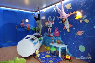 upside down world alam sutera