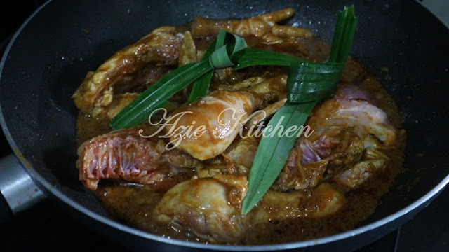 Kari Ayam Azie Kitchen