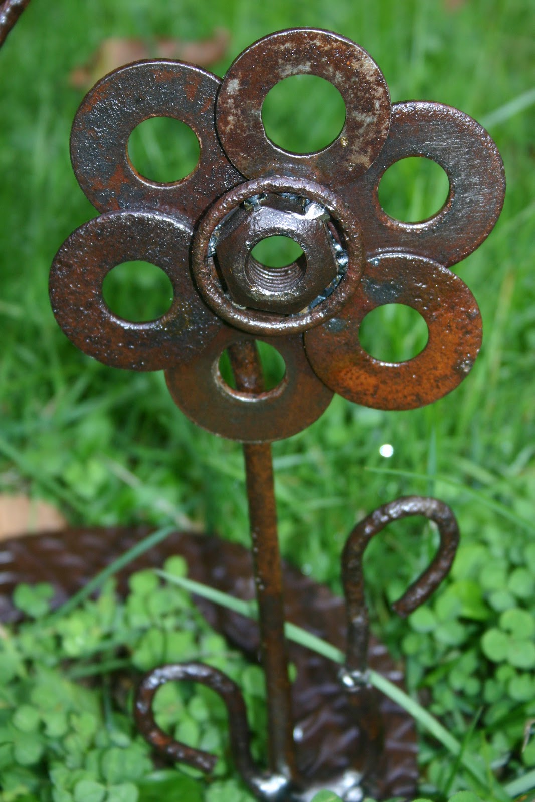 Kathi's Garden Art Rust-n-Stuff: It is begining to look ...