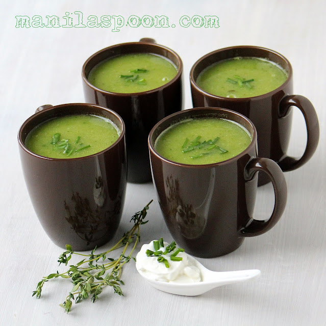 Easy to make, tasty and healthy soup for the remaining days of winter and to welcome Spring - ZUCCHINI SOUP. Gluten-free and low-carb, too! | manilaspoon.com