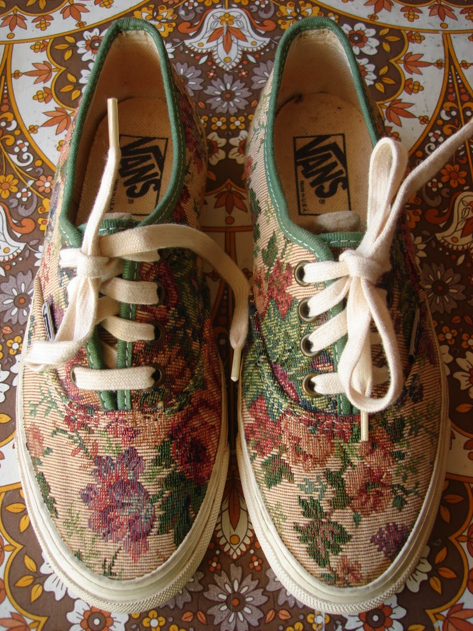 theothersideofthepillow: vintage VANS FLORAL TEA TAPESTRY authentic ...