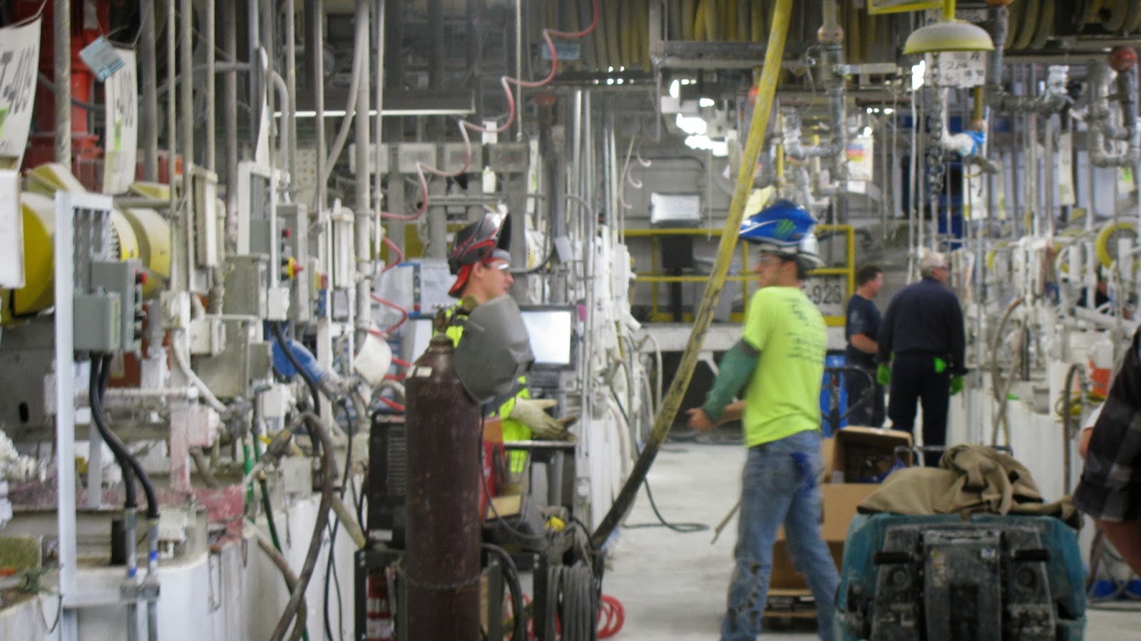 It's an Ozsome life Sherwin Williams Paint Factory Tour/ Field trip