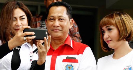 Roro Fitria dan Budi Waseso