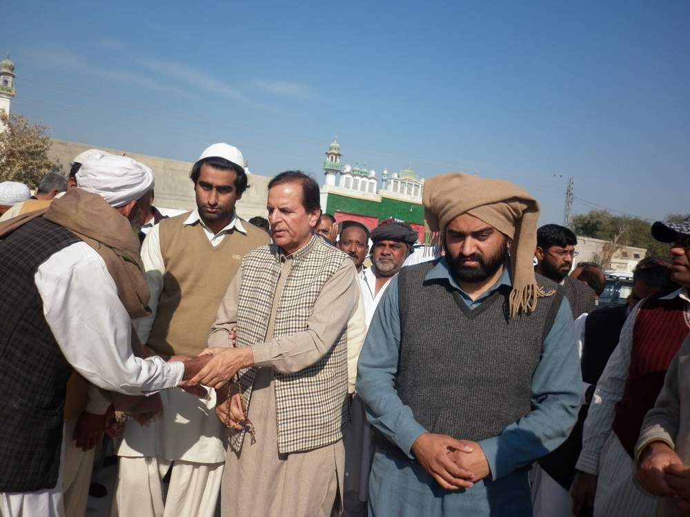Saqlain Bukhari MNA: Syed Saqlain Bukhari MNA Layyah and Javed Hashmi