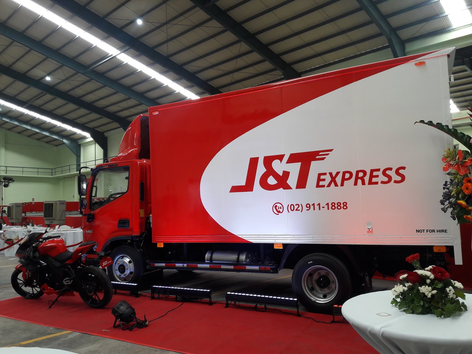 Bloggers Philippines Online Magazine, Blogs, News, and Events! J&T