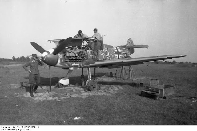 Sighting guns on a Bf-109, 31 August 1941 worldwartwo.filminspector.com
