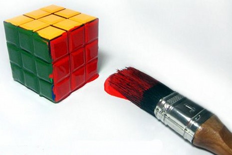 El Cubo De Rubik Que Cambia La Cara Bloquea La Interacción E 