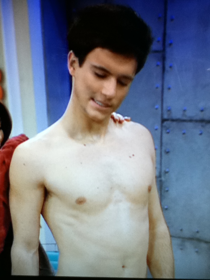 Shirtless Sexy Boys: Drew Roy