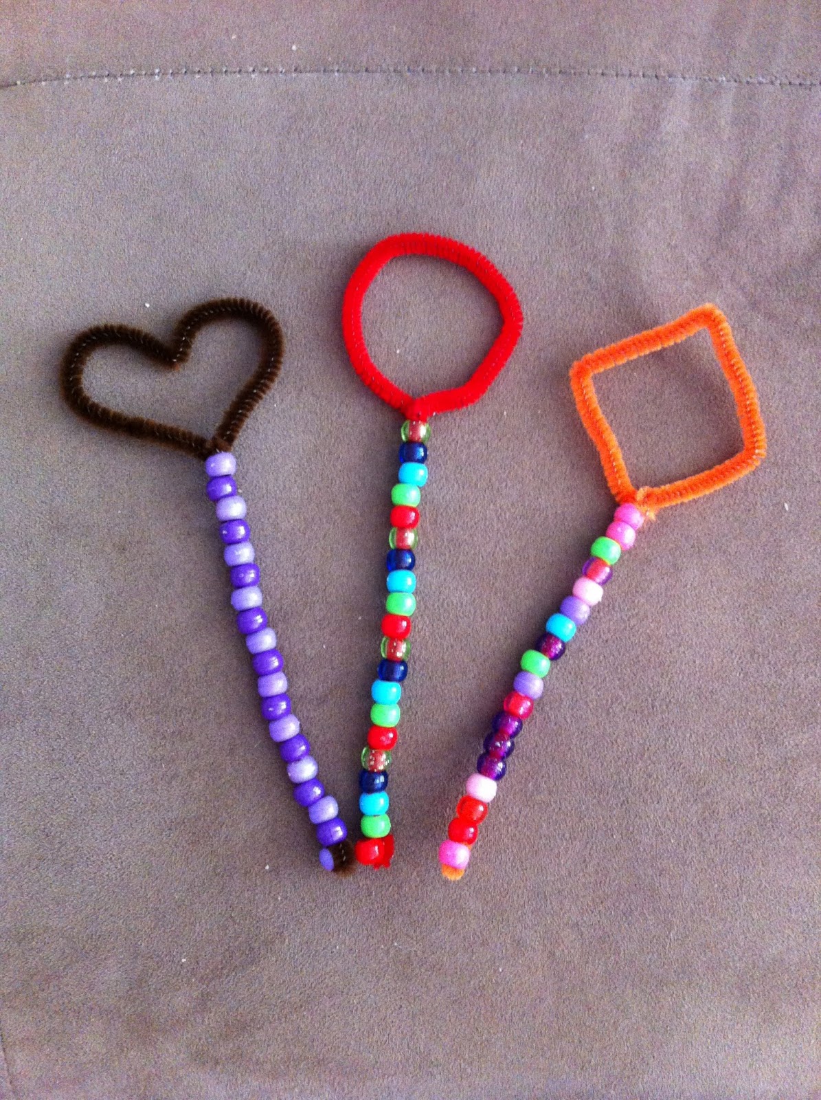 Kids Activities & Tips 4 Everyday PIPE CLEANER activities