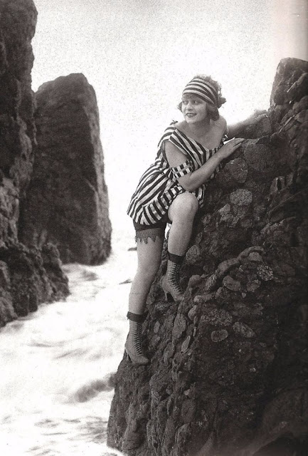 Pictures of Mack Sennett's Bathing Beauties From Between the 1910s and ...