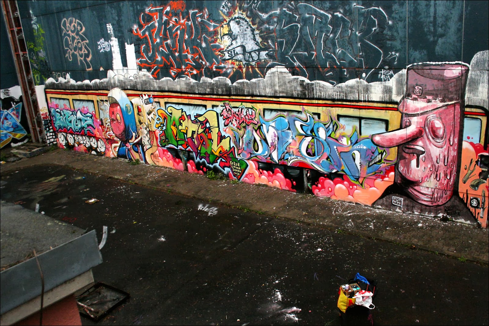 Beware Creative: BEWARE-Graffiti Lobby Berlin 2013