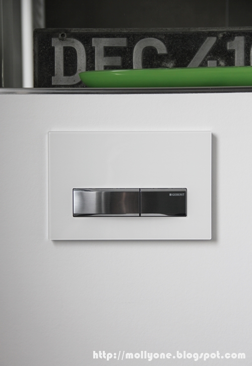 Molly: Grandma´s renewed bathroom