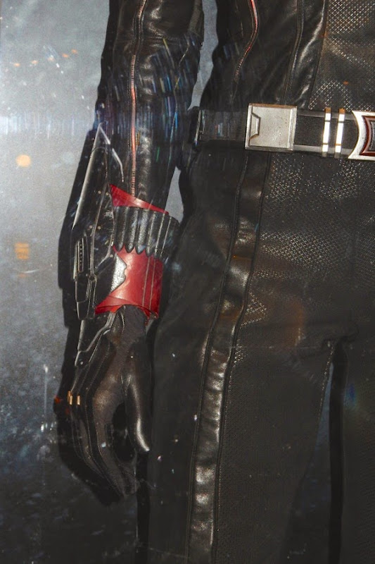 Black Widow sting costume detail Avengers Age of Ultron