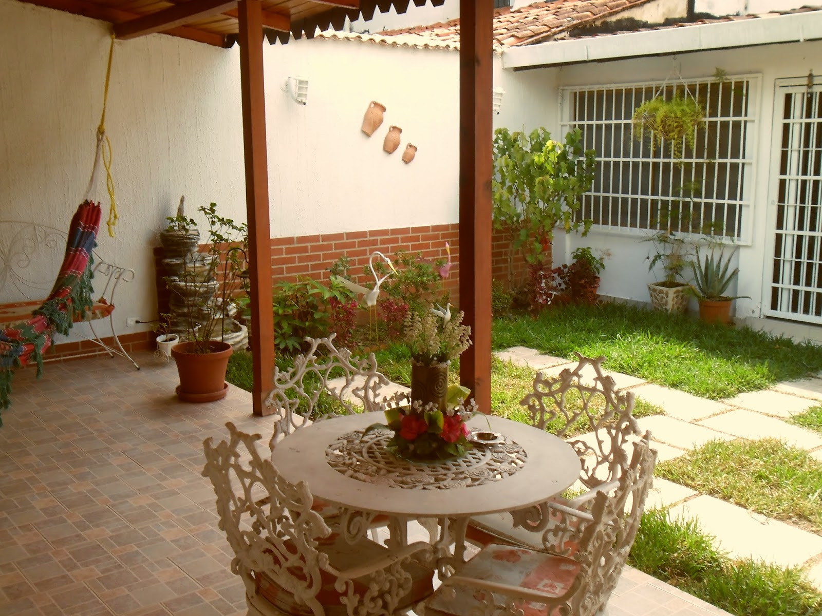 DECORA-YA / Remodelación de un Patio.