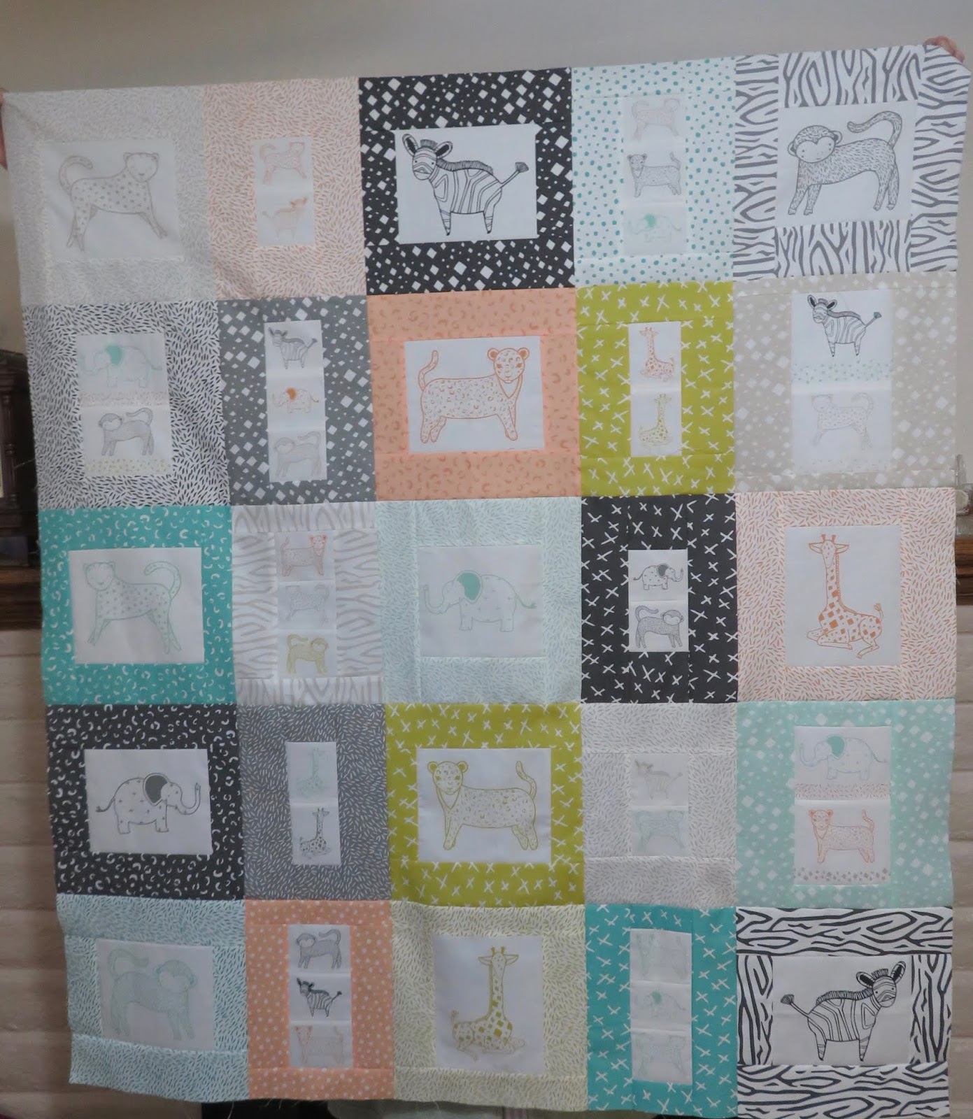 DONNALEEQ THE ZOO QUILT