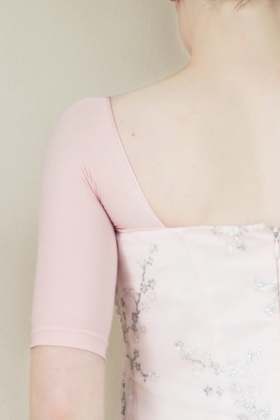 do it yourself divas DIY Easy Way to Add Sleeves to a Prom Dress