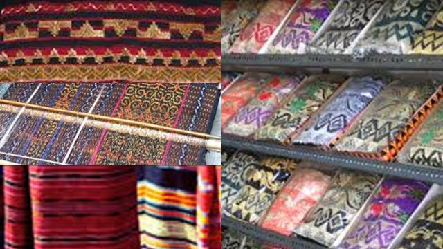  Kain  Tenun NTT Motif Buna dan Lotis Souvenir Favorit Khas 