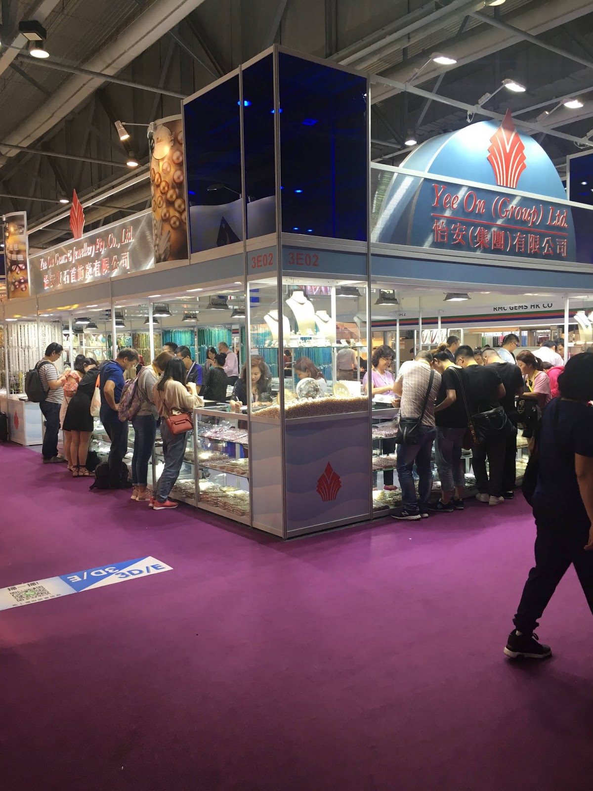 Jewelry News Network A Busy Beginning for the Hong Kong Jewelry Fair