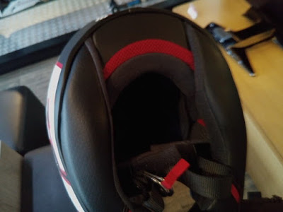 Helm SHOEI motif MM93 dalam Helm SHOEI motif MM93 dalam