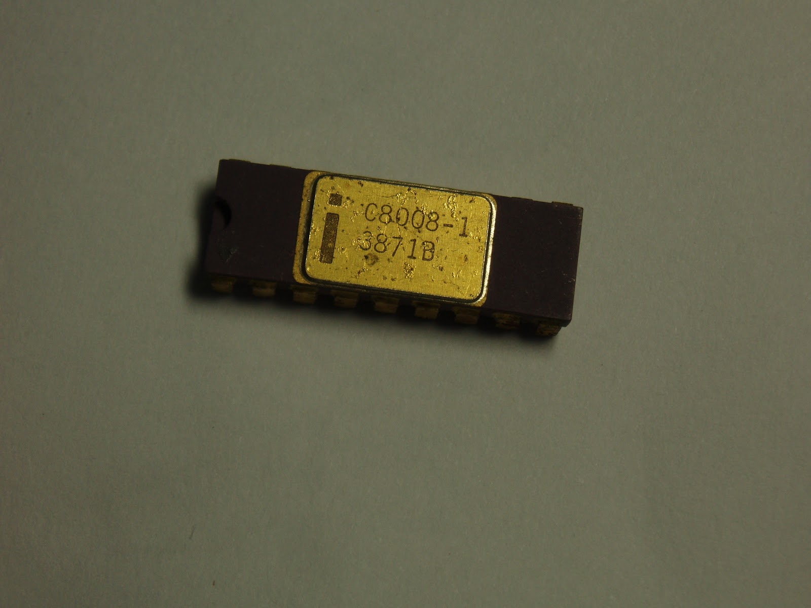 Intel C8008-1 CPU chip. ~ electronics new