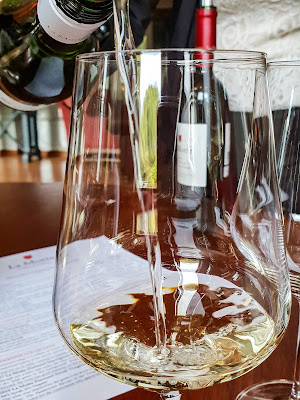 La Motte Glass Wine