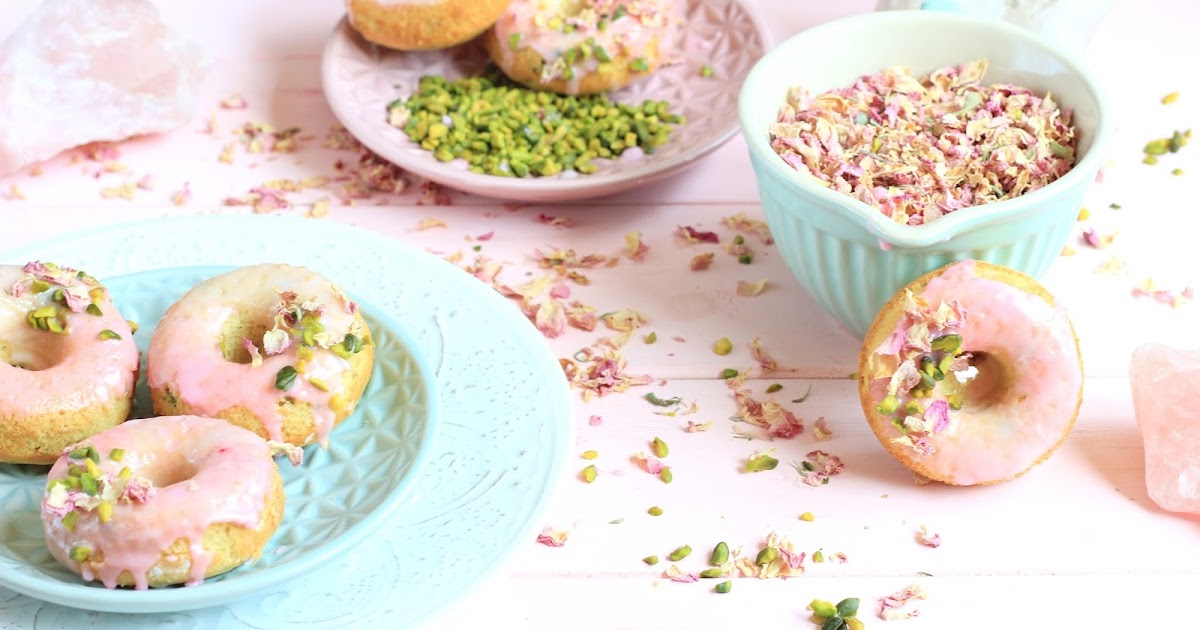 Aromen aus dem Orient PistazienRosenDonuts aus dem Ofen