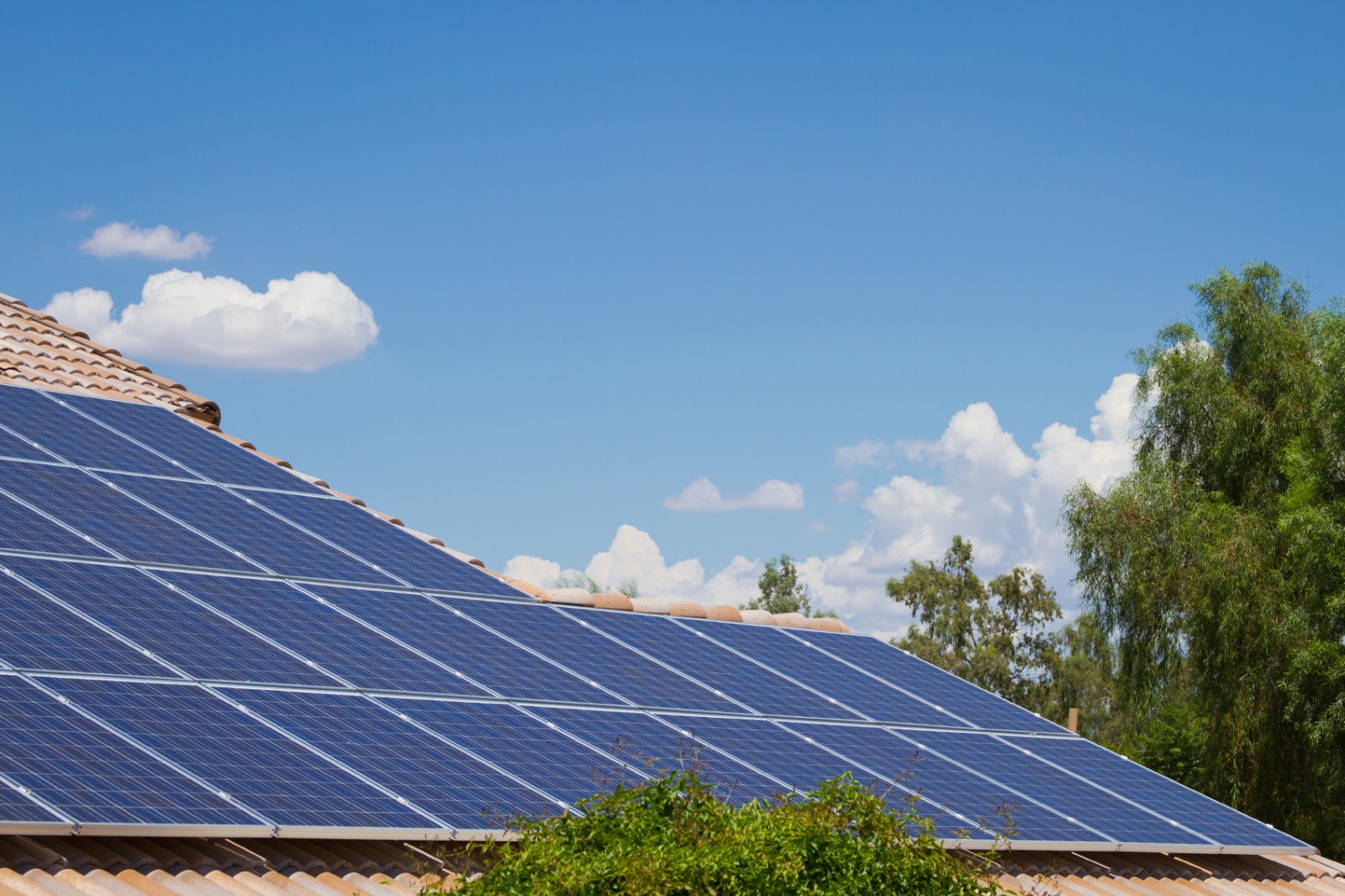 Are Solar Panels Right for You? Solar Panels Can Find Place in Landscaping