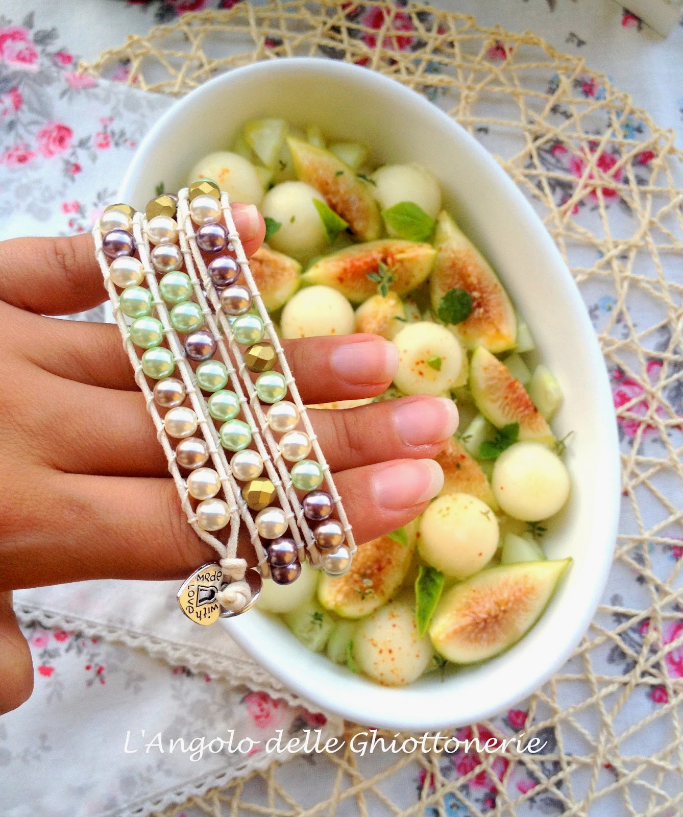 insalata di preziosi. con perle naturali di melone bianco e fichi taglio navette