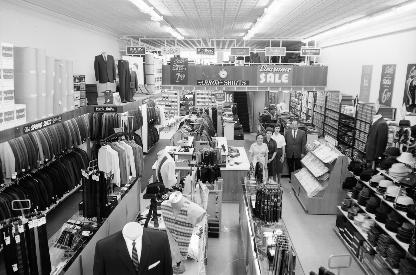 IMAGES OF OUR PAST IMPERIAL MEN'S SHOP WEST JACKSON STREET, DUBLIN