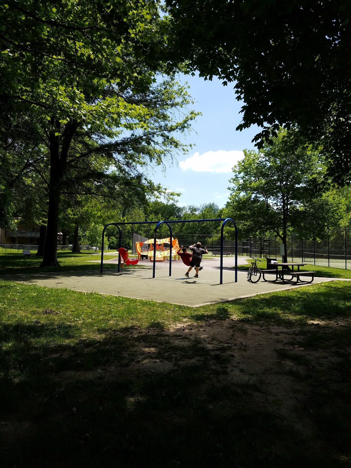 Play St. Louis Covenant Park, St. Peters