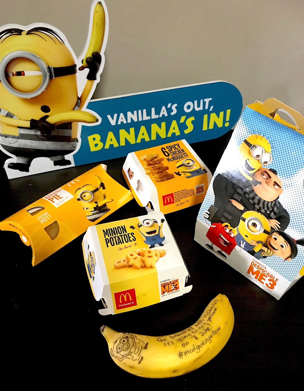 McDonald's Goes Bananas with Minions! CAMEMBERU