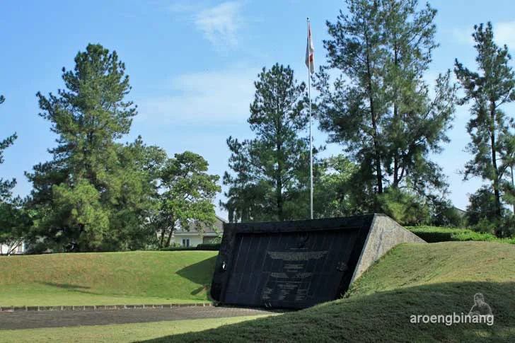 monumen lengkong tangerang