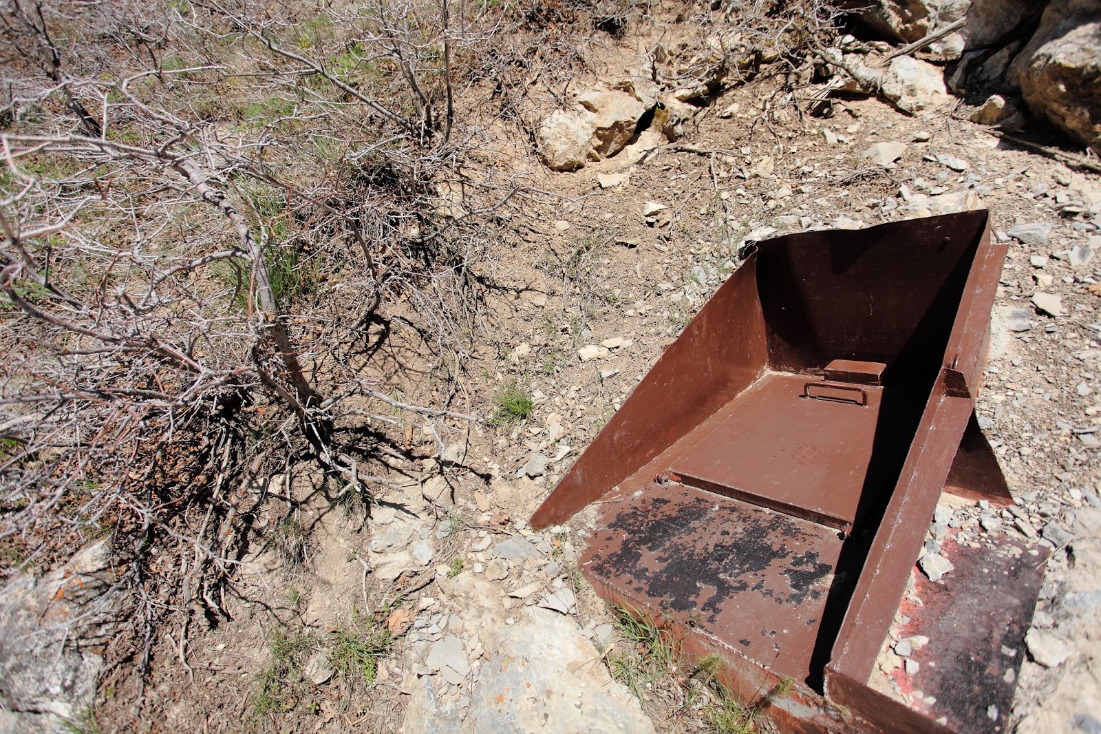 SPANISH MOSS CAVE, UTAH ADAM HAYDOCK