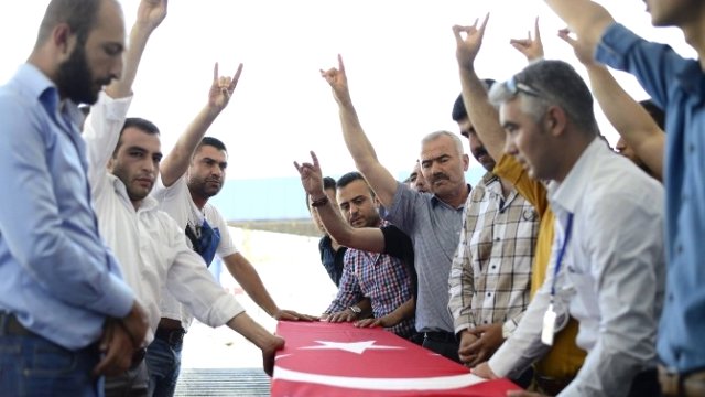 17 τούρκοι στρατιωτικοί σκοτώθηκαν από συριακά μαχητικά στην επαρχία της Λαττάκεια