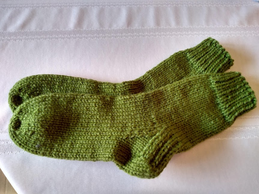 KB Knits & Crafts: Warm Socks for my Grandson