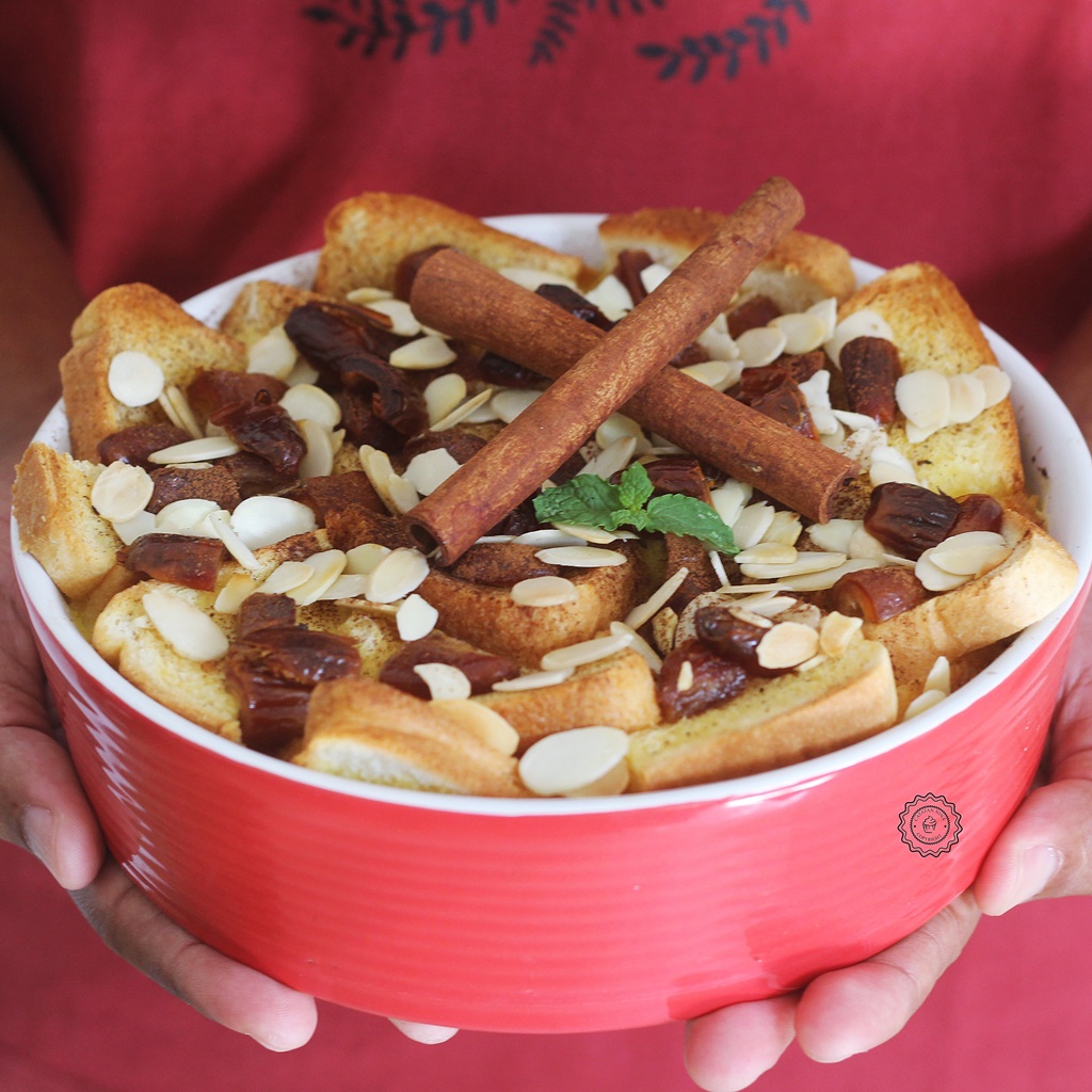 PUDING ROTI KURMA ALMOND - Resep Elegan