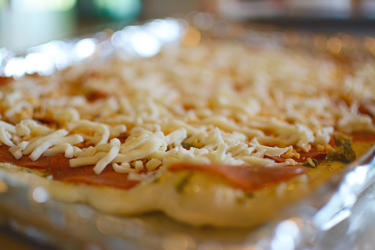 making pizza loaf making pizza loaf