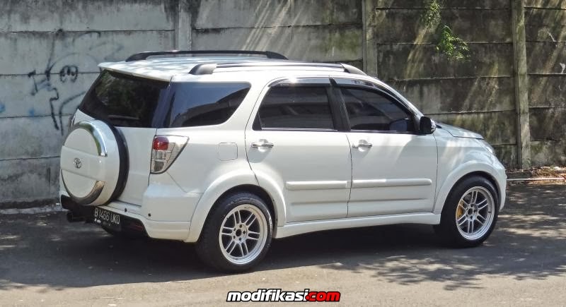 Toyota Rush Tuning Offroad
